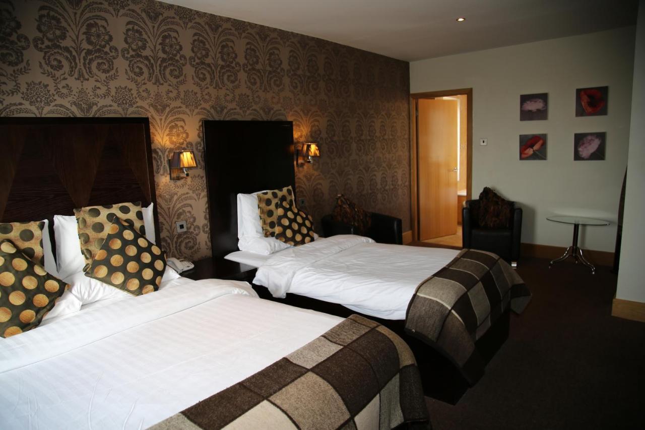 Inn On The Prom At The Fernlea Hotel Lytham St Annes Exterior photo