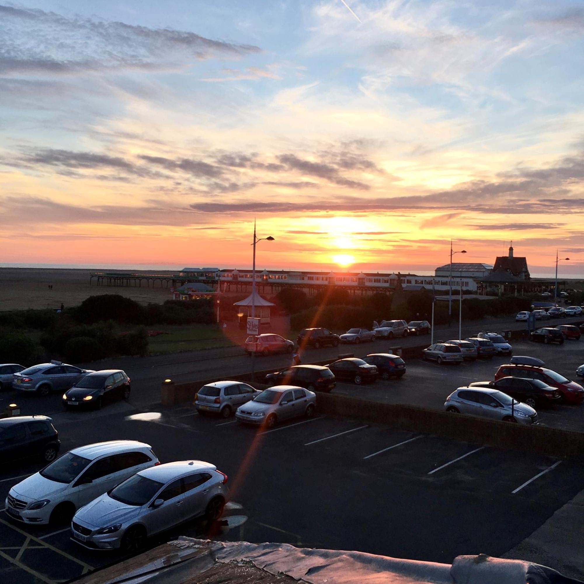 Inn On The Prom At The Fernlea Hotel Lytham St Annes Exterior photo