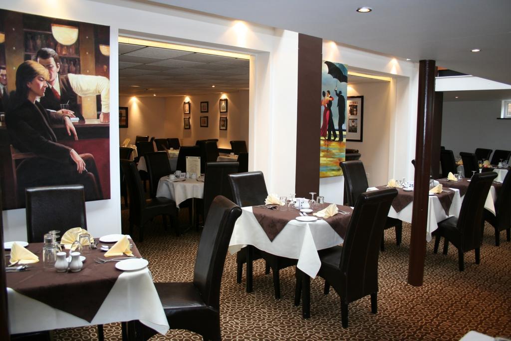 Inn On The Prom At The Fernlea Hotel Lytham St Annes Exterior photo